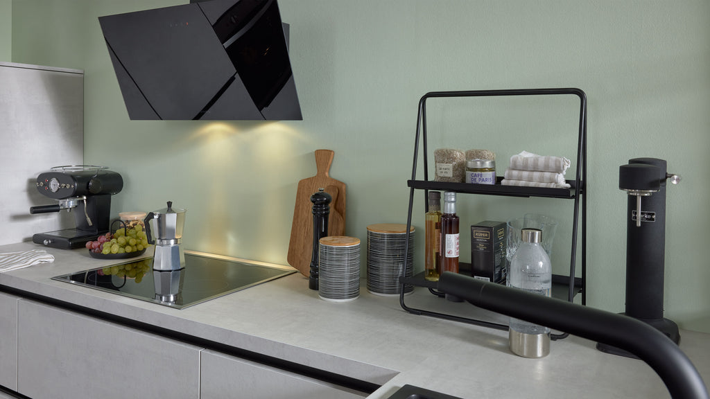 Interliving U-Küche 3280 von nolte® KÜCHEN | IL: viel Stauraum & Geräte, Hochschränke in Betonweiß NB.
