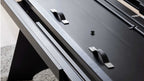 Interliving - 5123, Ausziehtisch mit Glas-Keramik-Oberfläche in Oxidoptik und schwarzem Metallgestell für moderne Esszimmer und flexible Platzgestaltung