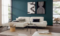 Modernes Wohnzimmer mit ZEHDENICK | IL Interliving Sofa Serie 4306 Jubiläums-Edition, Kunstwerk, runder Tisch und Korb.