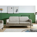 HUKLA® | IL Interliving Serie 4065 2,5-Sitzer in der Farbe „Cloudy Gravel“, schwarze Metallbeine, vor einer grün-weißen Wand.