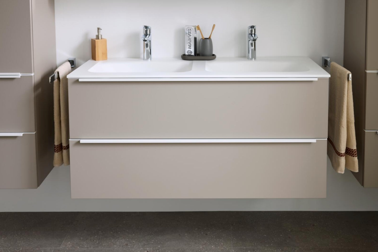 Interliving Bad Serie 3710