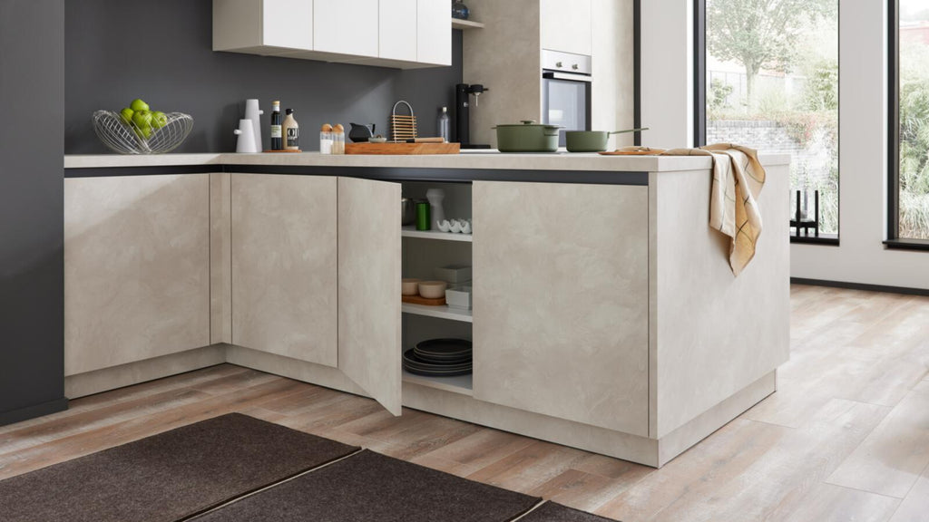 Moderne WERT KÜCHE® Ella mit Constructa-Geräten – klare Linien, helle Farbtöne und markante Akzente von schüller.