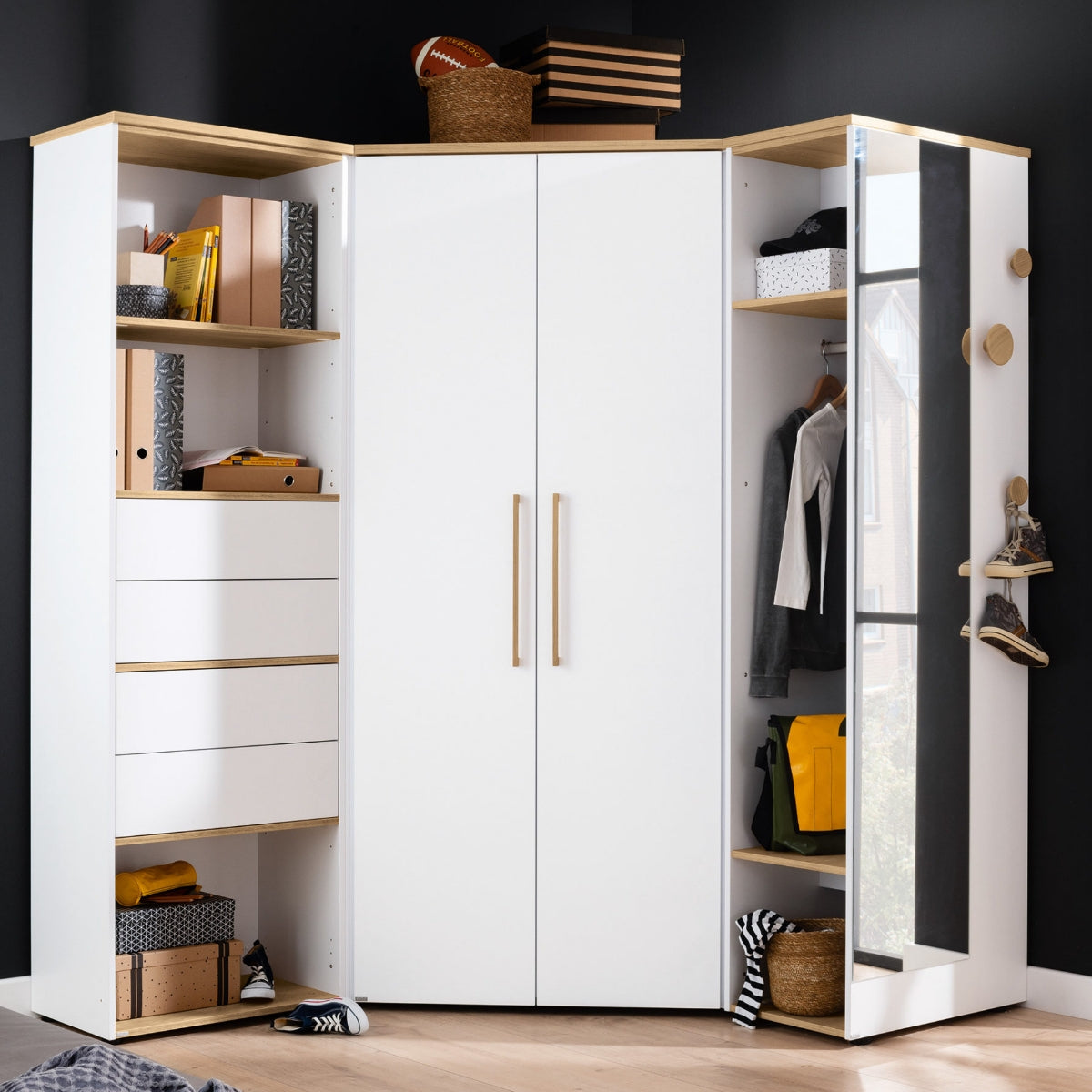 PAIDI Oscar Garderobe 1356704: Weiße Eckgarderobe mit Melaminbeschichtung, Einlegeböden, Schubladen und Hängeraum.